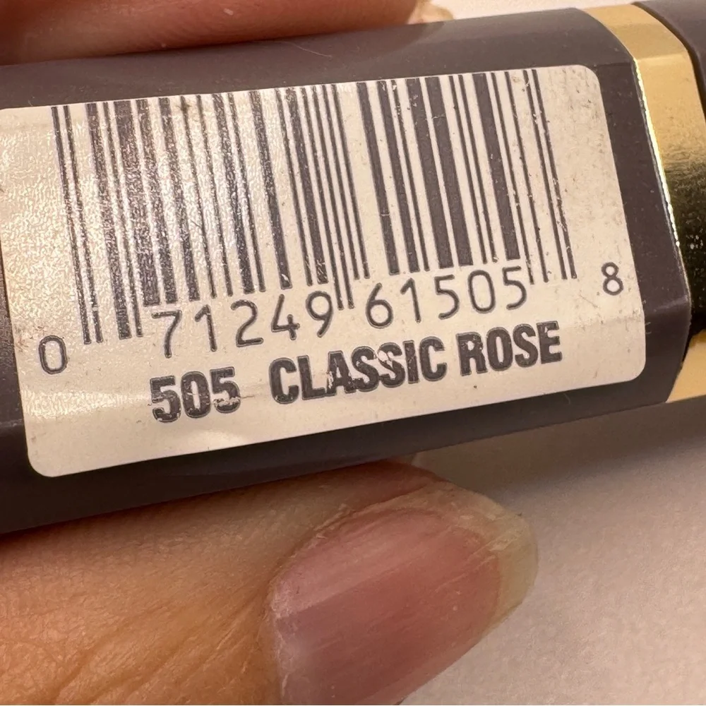L'Oréal Color Supreme‎ Lipstick 505 Classic Rose Creme New